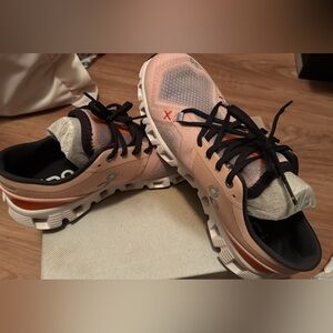 On cloud X3 sneakers. Women 7.5